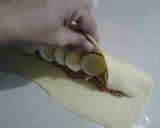 Foto langkah ke 7 dari resep Picnic Roll.