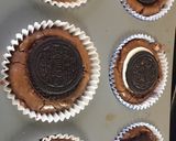 Foto del paso 11 de la receta: Cupcakes de brownie con oreos! 🍫 🧁