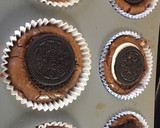 Foto del paso 11 de la receta: Cupcakes de brownie con oreos! 🍫 🧁