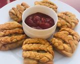 A picture of step 5 of Braided samosa.