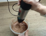 Foto del paso 8 de la receta: Tarta de chocolate y fresa para el día de la madre