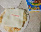 A picture of step 5 of Aloo_cheese_paratha.