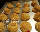 Foto langkah ke 4 dari resep Kue Soes Vla Rhum.