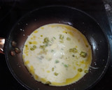 Foto del paso 2 de la receta: Crep al revés, con harina de garbanzo y aguacate en la masa