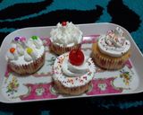 Foto langkah ke 4 dari resep Vanilla Cupcake.