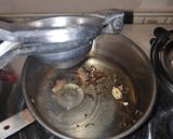 A picture of step 3 of Ginger lemon green tea.