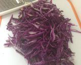 Foto del paso 1 de la receta: Ensalada de Col (Repollo)morado y col blanco verde!!