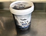 Une image de l'étape 9 de Salade de concombre et radis noir au skyr et ciboulette.