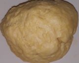 Foto langkah ke 3 dari resep Pastel Kering Mini isi Abon super renyah (takaran sendok).