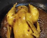 A picture of step 1 of Soya Sauce Chicken.