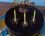Foto langkah ke 7 dari resep Banana Choco Cake Birthday.