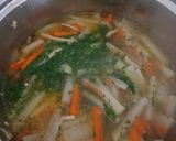 Gyors zöldség főzelék, kakukkfüves sült csirkével recept fázis 3 fotója