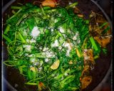 Foto langkah ke 3 dari resep Tumis Kangkung.