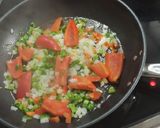 Foto del paso 3 de la receta: Arroz meloso de Atún 🐟 y Langostinos 🦐