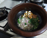 A picture of step 2 of Kanda Poha.