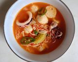 Foto langkah ke 6 dari resep Tomyam Baso ikan dan cumi.