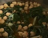 Foto del paso 9 de la receta Potaje vegetariano de garbanzos, con acelgas y huevos de codorniz
