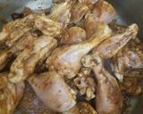 A picture of step 2 of Chicken reshmi handi.