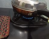 Foto langkah ke 3 dari resep Pizza teflon.