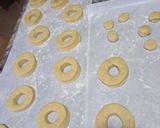 A picture of step 11 of Glaze Doughnuts.