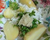 A picture of step 2 of Rice & Potatoes kabab.