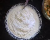 A picture of step 3 of Suji sandwich.