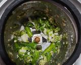 A picture of step 3 of Green chilli Thecha.