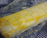 A picture of step 9 of Mango swiss roll 🥭🥭.
