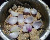 A picture of step 2 of Mushroom tikka.