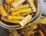 A picture of step 1 of Crispy Corn Masala.