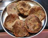 A picture of step 5 of Sweet potato and raw banana tikki.