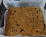 Foto langkah ke 3 dari resep 122. S'mores Choco Cookie Brownies.