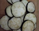 A picture of step 1 of Grilled brinjal.