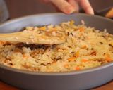 Foto langkah ke 5 dari resep Salmon Mentai Rice: Menu Restoran Bikin Di Rumah!.