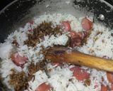 A picture of step 3 of Sausage rice.