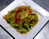 รูปขั้นตอนการทำที่ 5 ของ ไก่ผัดผงกะหรี่