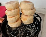 Foto langkah ke 5 dari resep English muffins dg ragi alami (sourdough starter).