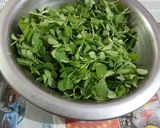A picture of step 2 of Fenugreek paratha.