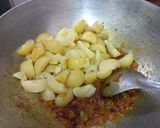 A picture of step 4 of Amla sabji.