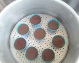 Foto langkah ke 4 dari resep Chocolatos Lava Cake.