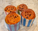 Foto del paso 7 de la receta: Magdalenas de yogurt con trocitos de chocolate