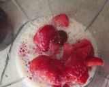 รูปขั้นตอนการทำที่ 1 ของ Strawberry milk shake