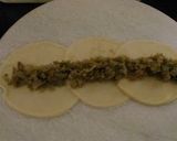 A picture of step 3 of Rose shaped veg momos.