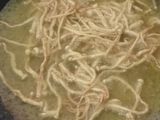 Jamur enoki krispi