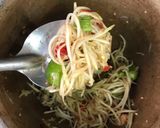 รูปขั้นตอนการทำที่ 3 ของ ส้มตำปูปลาร้า