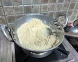 A picture of step 4 of Maladu ladoo.