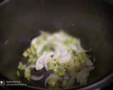 Foto del paso 1 de la receta: Crema de Guisantes con Crujiente de York al Vino Blanco en Olla Programable