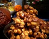 নলেন গুড়ের বাদাম চিক্কি (badam chikki recipe in Bengali) রেসিপি ধাপ - 2 ছবি