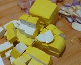 Foto langkah ke 1 dari resep Sup Tahu Ayam.