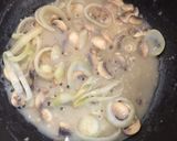 Foto langkah ke 5 dari resep Chicken Stroganoff.